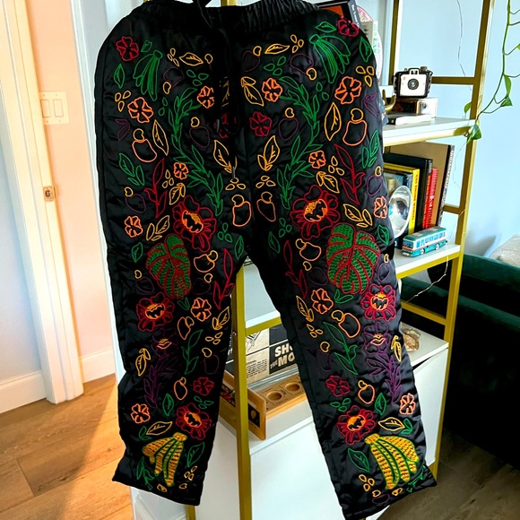 Quilted embroidered pants - Picture 4 of 9